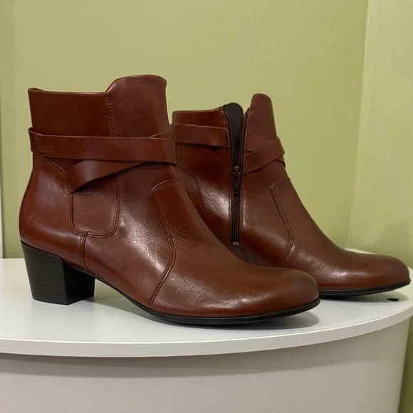 Ecco Chestnut Leather Womens Shape 35 Boot Ankle size 10.5 H8N10 - Picture 2 of 8